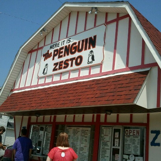 Penguin Zesto Ice Cream Parlor