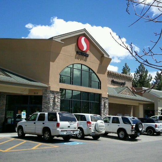 Safeway Grocery Store in Zephyr Cove