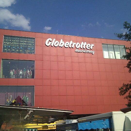 Photo taken at Globetrotter by Harald L. on 6/10/2011