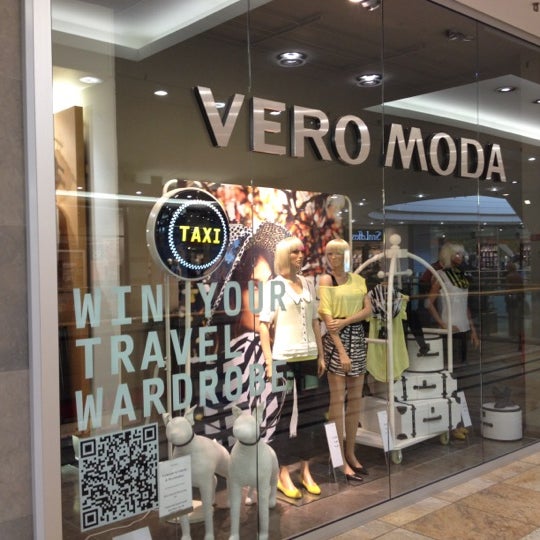 silke papir Metal linje Photos at Vero Moda - Boutique in Innere Altstadt