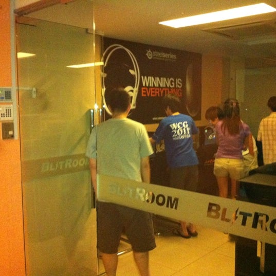 Photos At Blitzone Cyber Cafe Internet Cafe Photos At Blitzone Cyber Cafe Internet Cafe