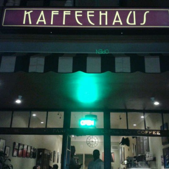 Photo taken at Kaffeehaus by Flores N. on 5/11/2012