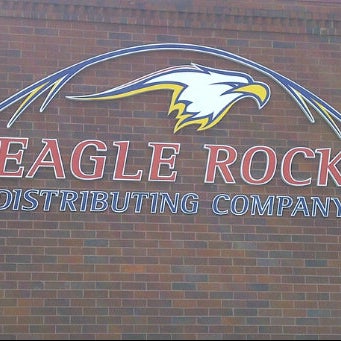 Foto tirada no(a) Eagle Rock Distributing Company por ERIC em 9/23/2011