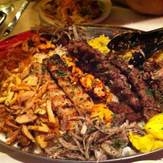 Photo prise au Ali Baba Mediterranean Cuisine of Escondido par none n. le8/6/2011