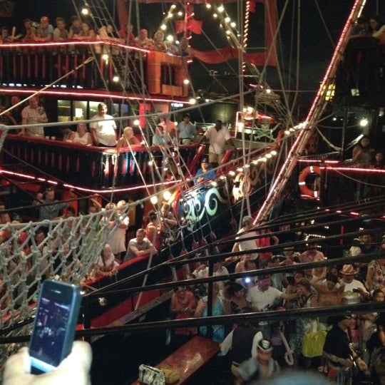 8/19/2012 tarihinde Max P.ziyaretçi tarafından Captain Hook Pirate Ship'de çekilen fotoğraf