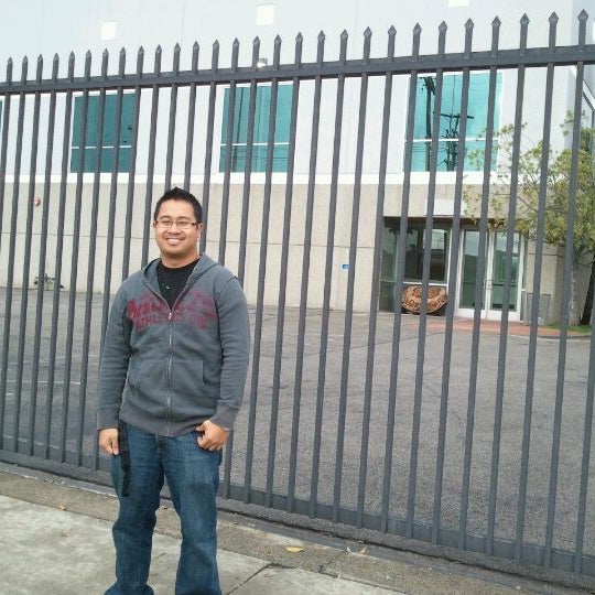 Photos at DunderMifflin Paper Company Office in Van Nuys