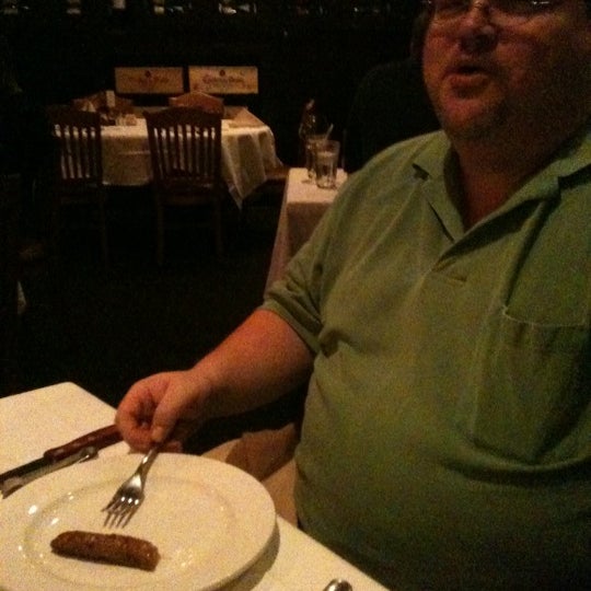 9/21/2011 tarihinde Laura B.ziyaretçi tarafından Brazeiros Churrascaria - Brazilian Steakhouse'de çekilen fotoğraf