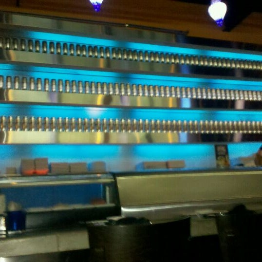 Foto tomada en Blue Sushi Sake Grill  por Auguste H. el 1/15/2012