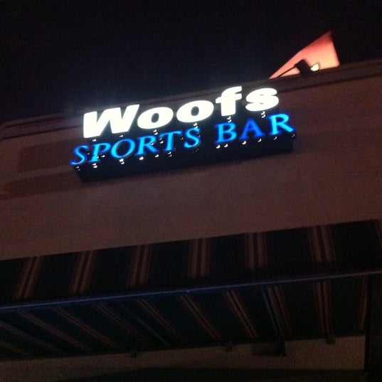 Photo taken at Woofs by jFo on 10/8/2011