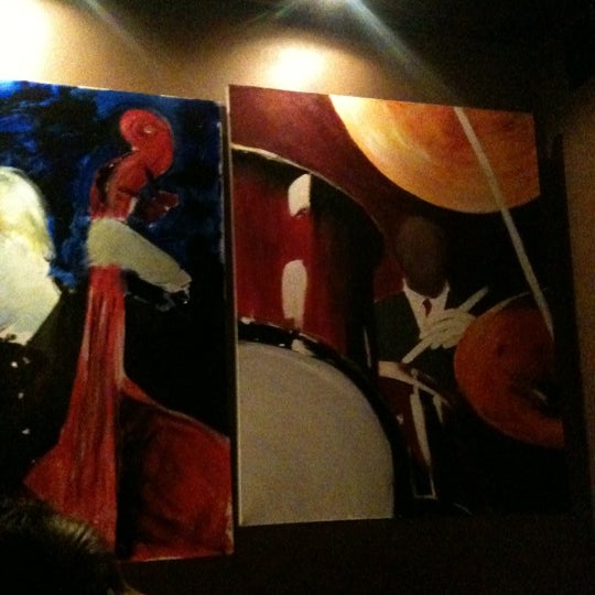 รูปภาพถ่ายที่ Cava Wine Bar โดย Joe D. K. เมื่อ 3/14/2012