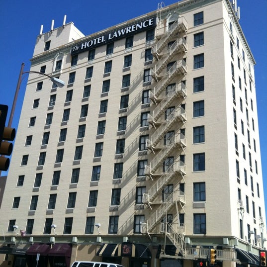 7/3/2012 tarihinde Francisco R.ziyaretçi tarafından Hotel Lawrence'de çekilen fotoğraf