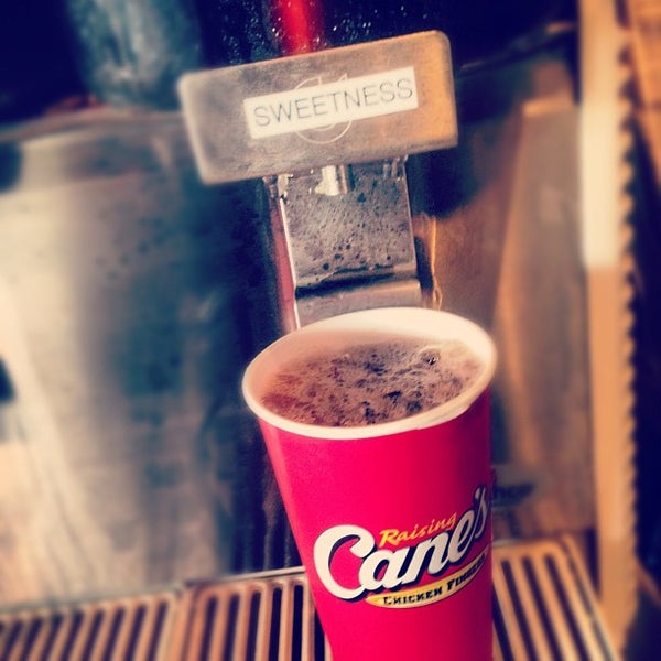 Photo taken at Raising Cane&#39;s Chicken Fingers by ChrisŦopher H. on 5/21/2012