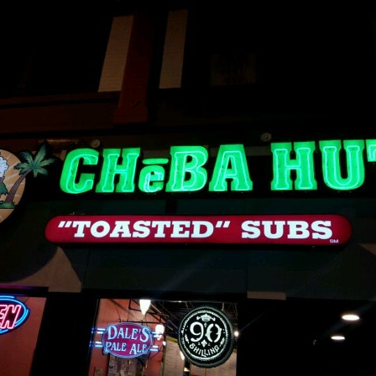 Снимок сделан в Cheba Hut Toasted Subs пользователем Josh B. 3/28/2012