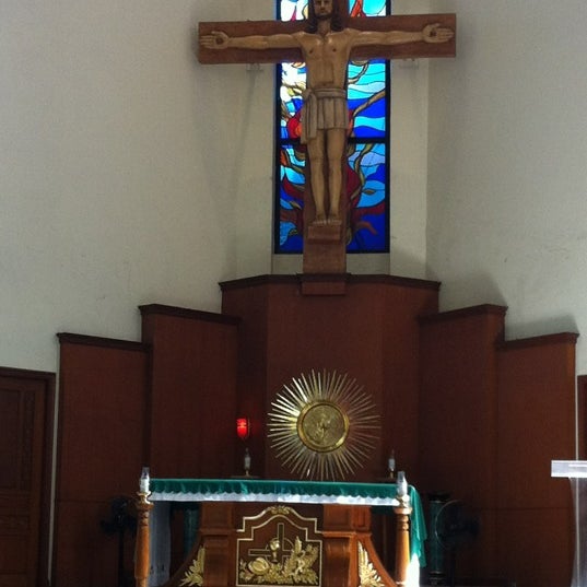 Photos At National Shrine Of St Jude Thaddeus Church In Manila
