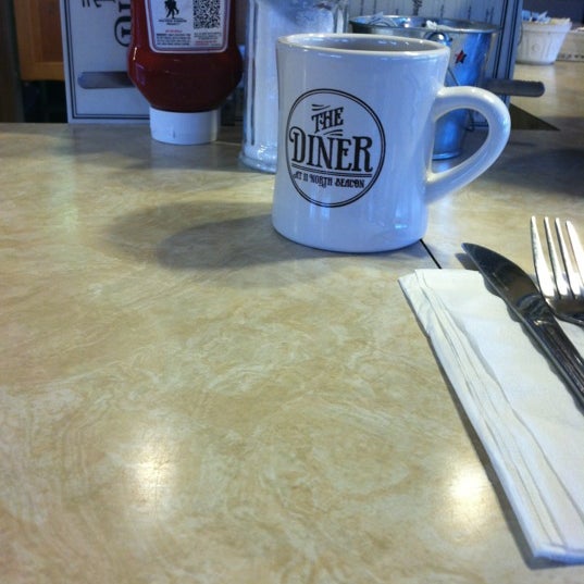 Foto tomada en The Diner at 11 North Beacon  por David B. el 12/15/2011