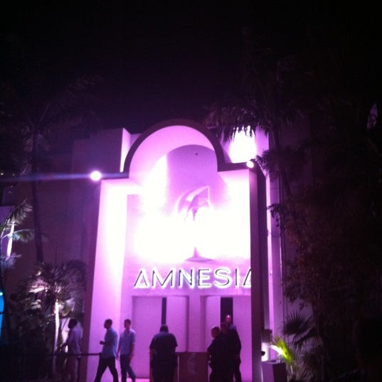 Photo taken at Amnesia Miami by BEEJAY Y. on 3/23/2012