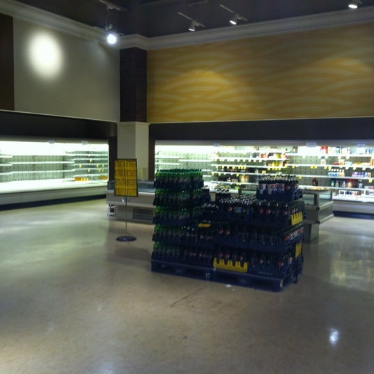 Giant Wynnewood 50 E Wynnewood Rd