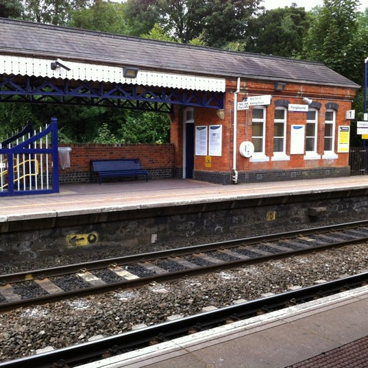 Pangbourne Railway Station (PAN) Rail Station in Pangbourne