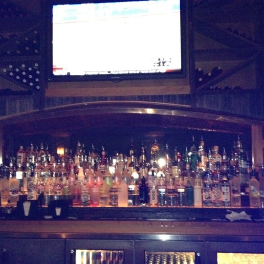 Das Foto wurde bei Sweet Caroline&#39;s Restaurant &amp; Bar von Ryan S. am 7/27/2012 aufgenommen