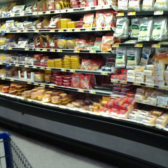 Photos at Walmart Supercenter Big Box Store in Lake Wales