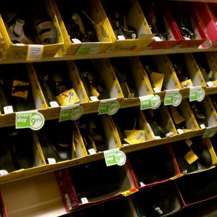 payless cielo vista mall