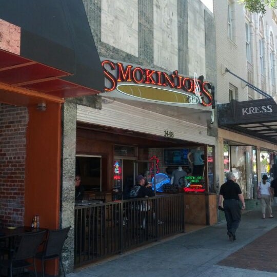 รูปภาพถ่ายที่ Smokin&#39; Joe&#39;s Sarasota โดย Simply S. เมื่อ 3/13/2012