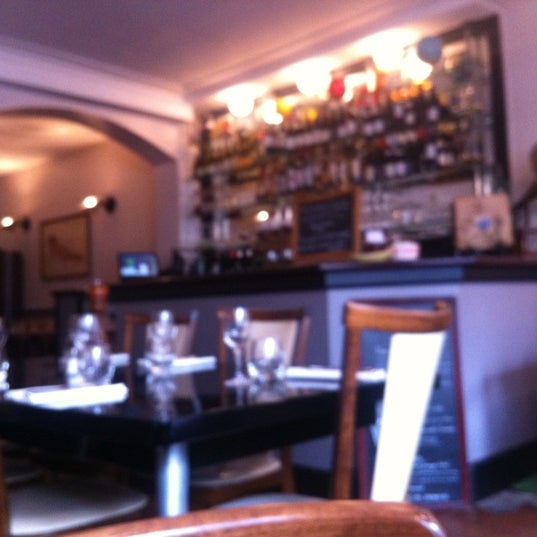 Les Affranchis French Restaurant in Paris