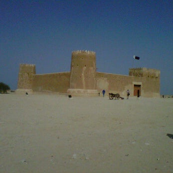 Photo taken at Al Zubarah Fort and Archaeological Site by Caloy R. on 11/4/2011