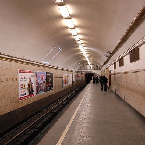 Метро крещатик