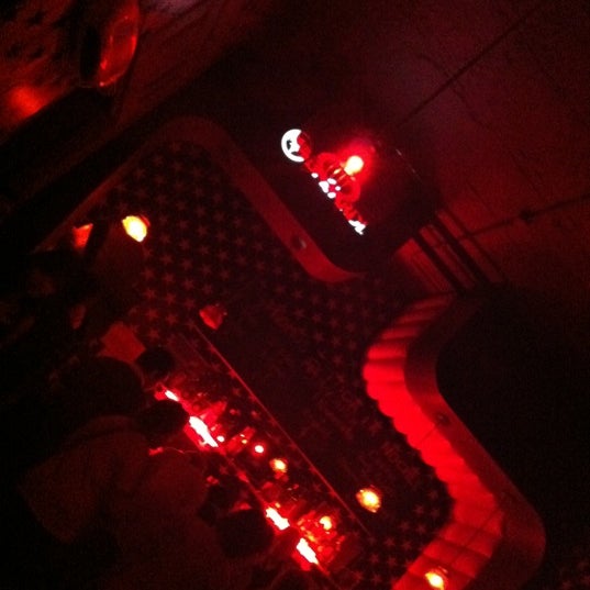 รูปภาพถ่ายที่ Voodoo Motel โดย Manu V. เมื่อ 1/8/2012