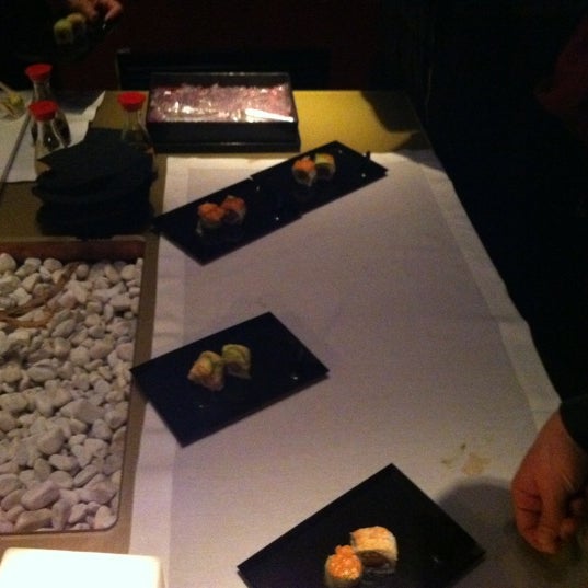 Foto tirada no(a) Bento Sushi Restaurant por Massimo D. em 3/5/2012