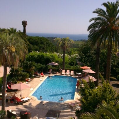 Foto tomada en Hotel L&#39;Orangeraie La Croix-Valmer  por Fuad I. el 7/6/2012
