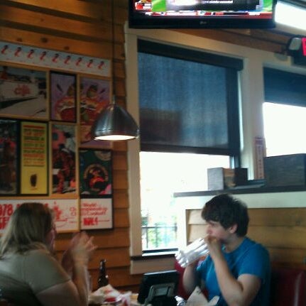 Photo taken at Chili&#39;s Grill &amp; Bar by Diane G. on 9/12/2011