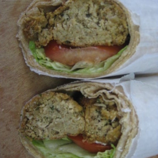 Looking for something different to munch on? Try baked tofu balls made with onions oats and spices. Served with lettuce and tomato on your choice of bread or multigrain wrap