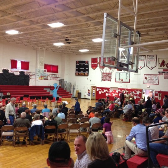 St. Mary Catholic School 25 ziyaretçi