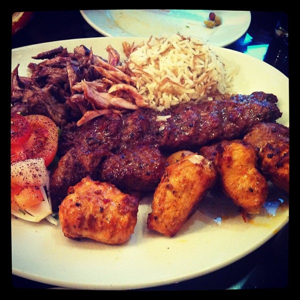 Снимок сделан в Aya Lebanese Cuisine пользователем ₩ini 7/28/2012