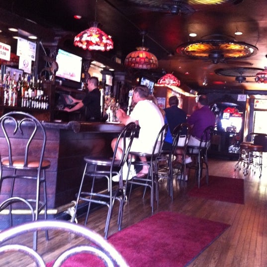 Photo taken at Mr. Smith&#39;s of Georgetown by Ali A. on 6/3/2012