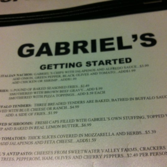 รูปภาพถ่ายที่ Gabriel&#39;s โดย Paige C. เมื่อ 4/9/2012