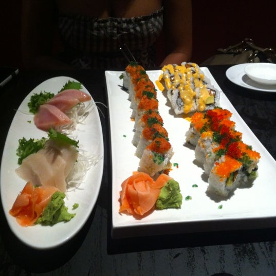 8/5/2012にJason W.がZuma Sushi Barで撮った写真