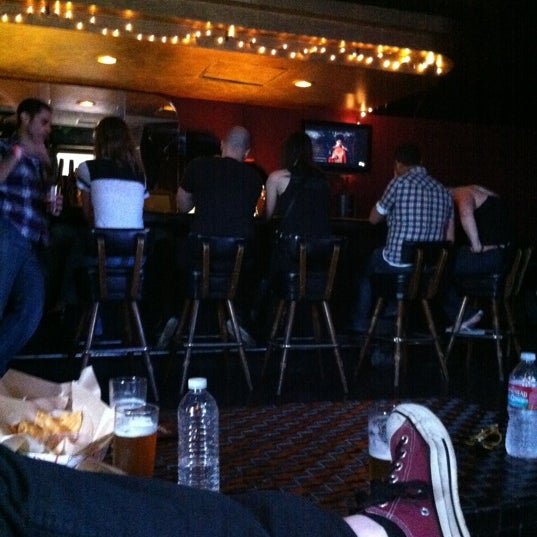 5/12/2012にD C.がOn The Roxで撮った写真