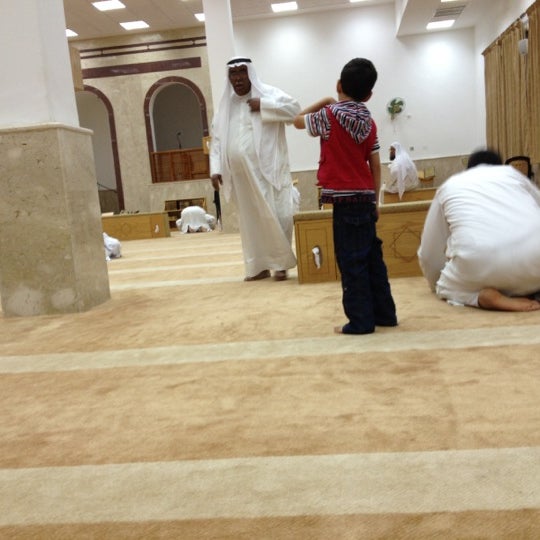 Photo taken at مسجد ثامر الحميدة by Mike S. on 5/22/2012