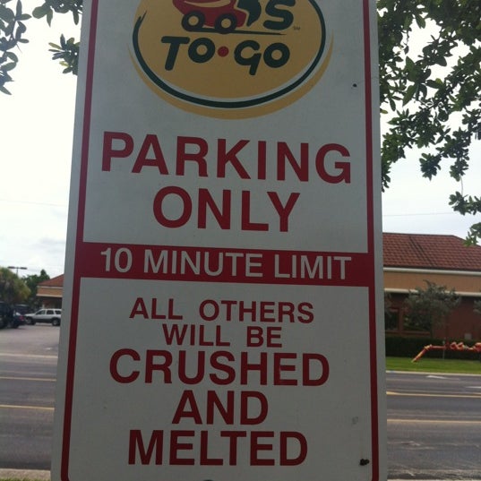 Photo taken at Chili&#39;s Grill &amp; Bar by Logan on 6/19/2012