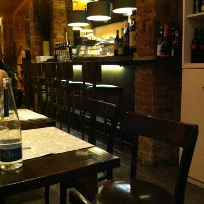 Photo taken at Thailandes Restaurant by Patricia C. on 8/3/2012