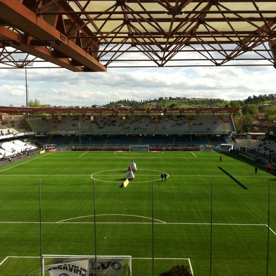 Foto tirada no(a) Orogel Stadium Dino Manuzzi por Alessandro G. em 4/25/2012
