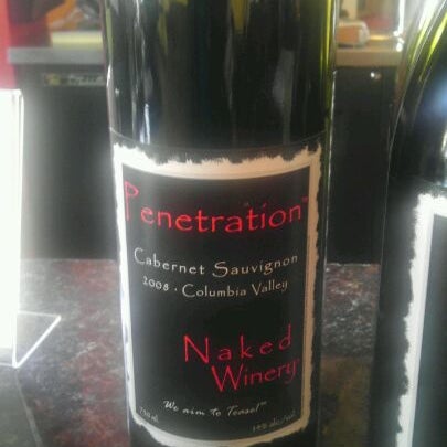 Photo taken at Naked Winery Hood River by jacqui on 4/13/2012