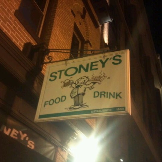 Foto tirada no(a) Stoney&#39;s Restaurant por Justin D. em 3/6/2012