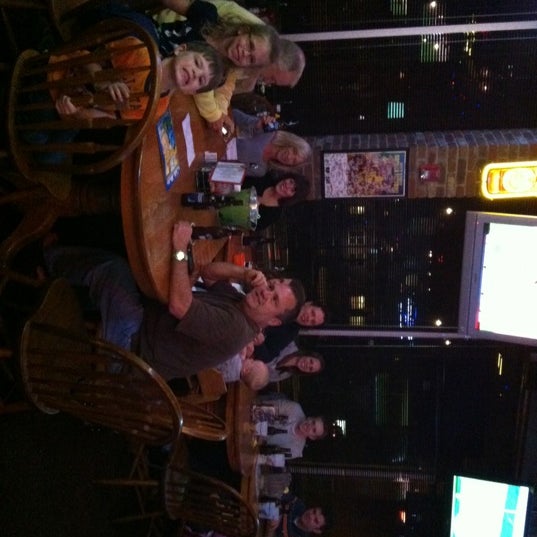 Photo taken at Tanner&#39;s Bar &amp; Grill by Wendy F. on 4/7/2012