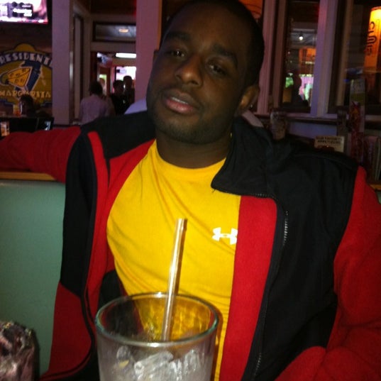 Photo taken at Chili&#39;s Grill &amp; Bar by Genger S. on 4/21/2012