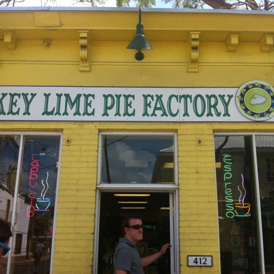 Photo taken at Key Lime Republic by Frazzy 626 on 3/22/2012