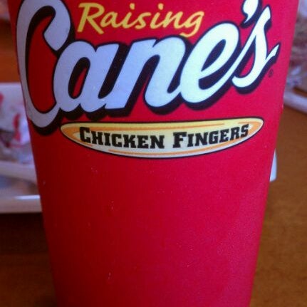 5/14/2012にJorge V.がRaising Cane&#39;s Chicken Fingersで撮った写真